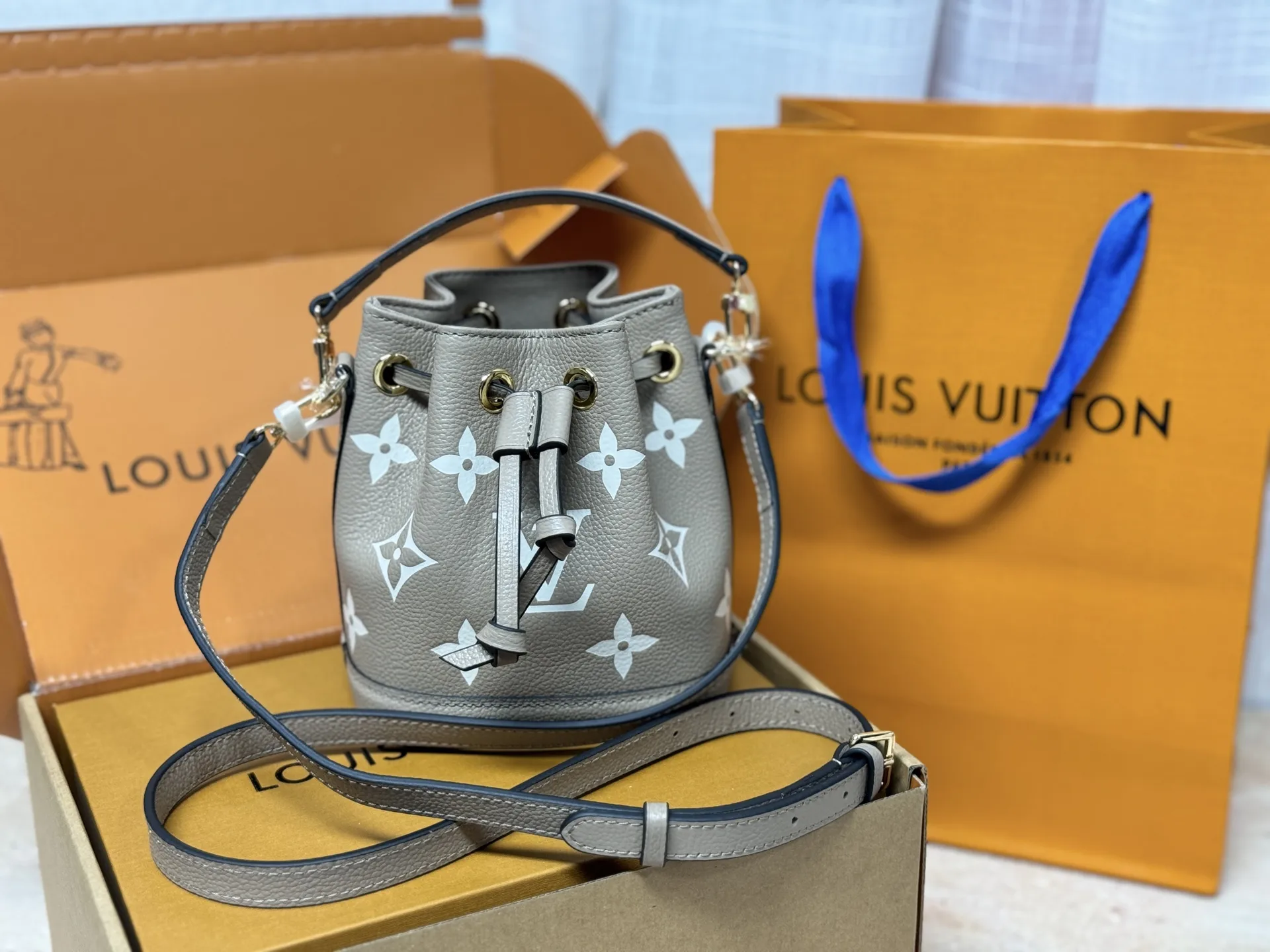 Nano Noé Monogram Empreinte Bucket Bag D47018523 — view 8