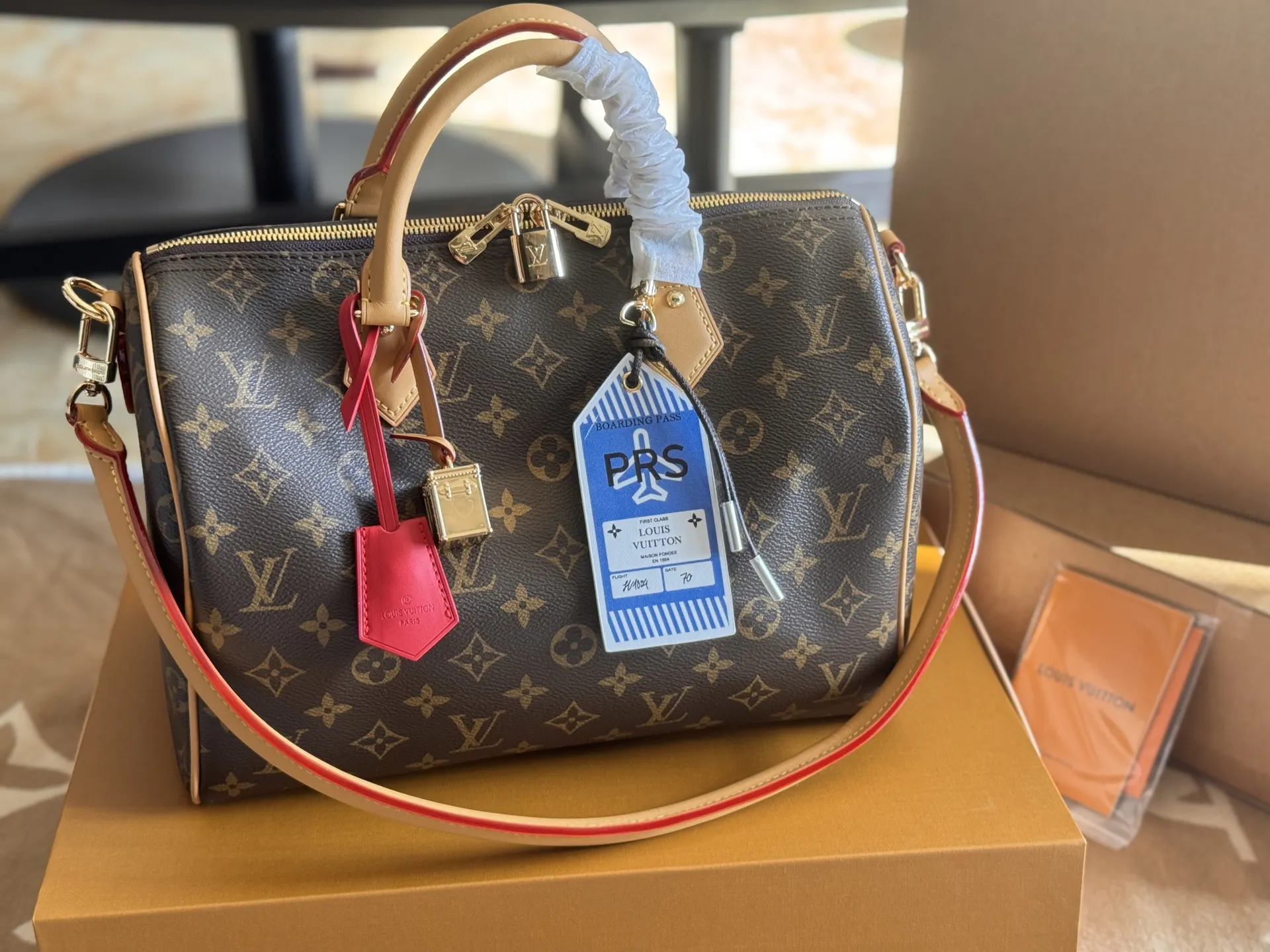Speedy Bandoulière 30 Monogram Top-Handle Bag D48018529 — view 6
