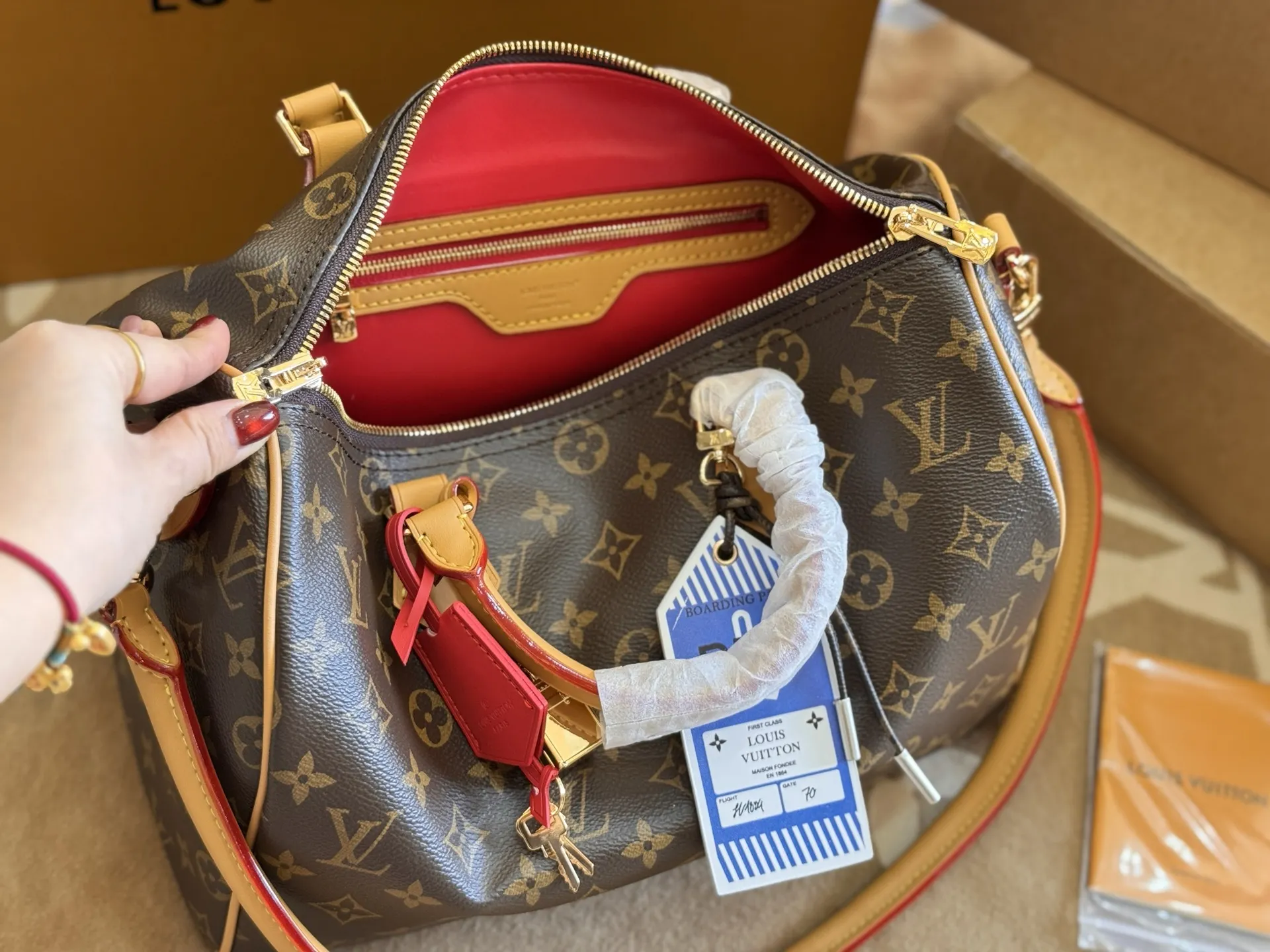 Speedy Bandoulière 30 Monogram Top-Handle Bag D48018529 — view 9