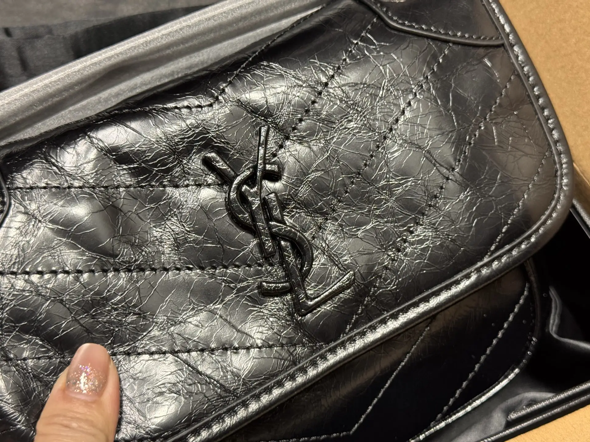 Saint Laurent Niki D-Buckle Shoulder Bag D50018550 — view 2