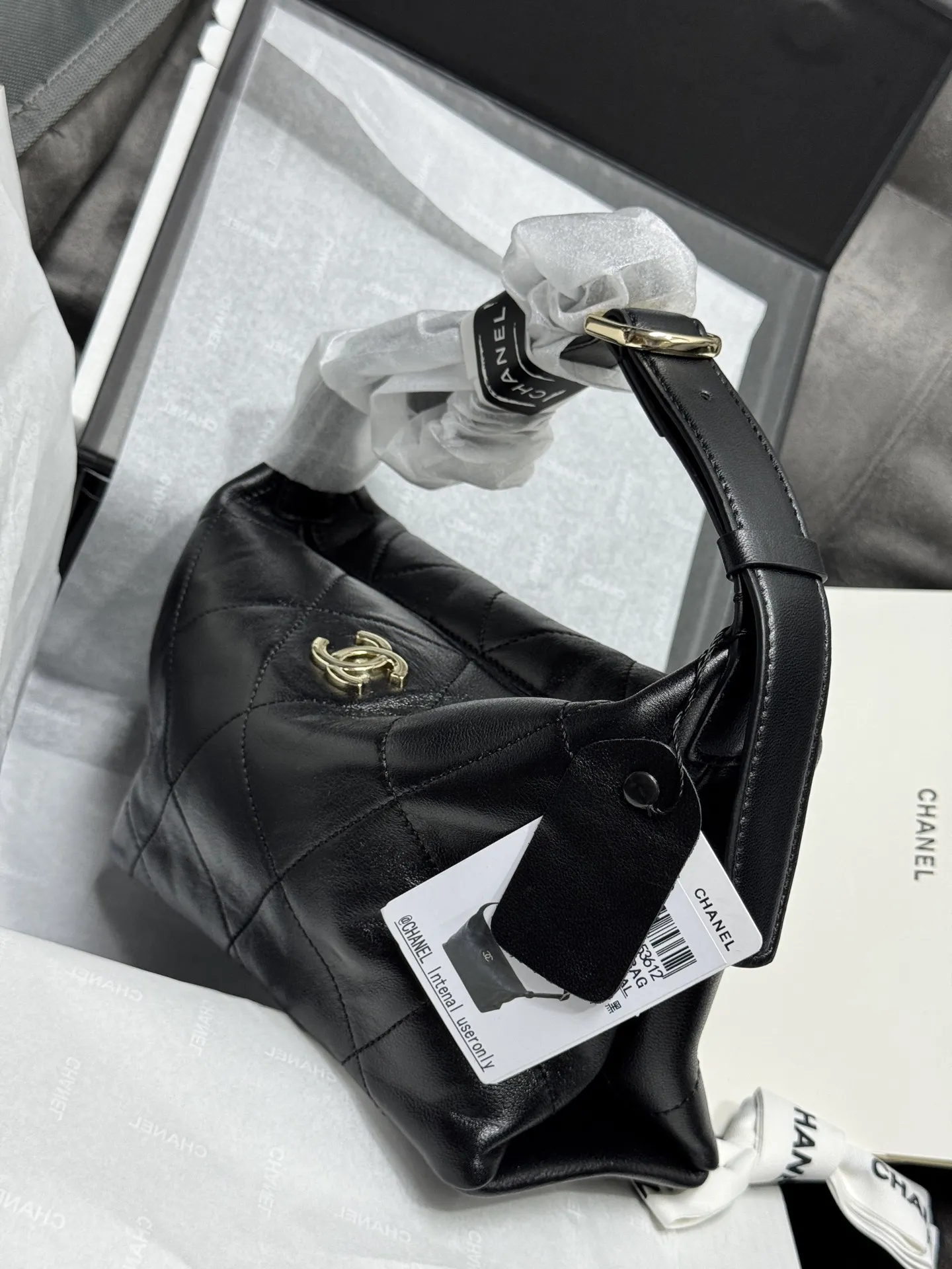 Chanel Quilted Hobo Bag D50018478 — view 5