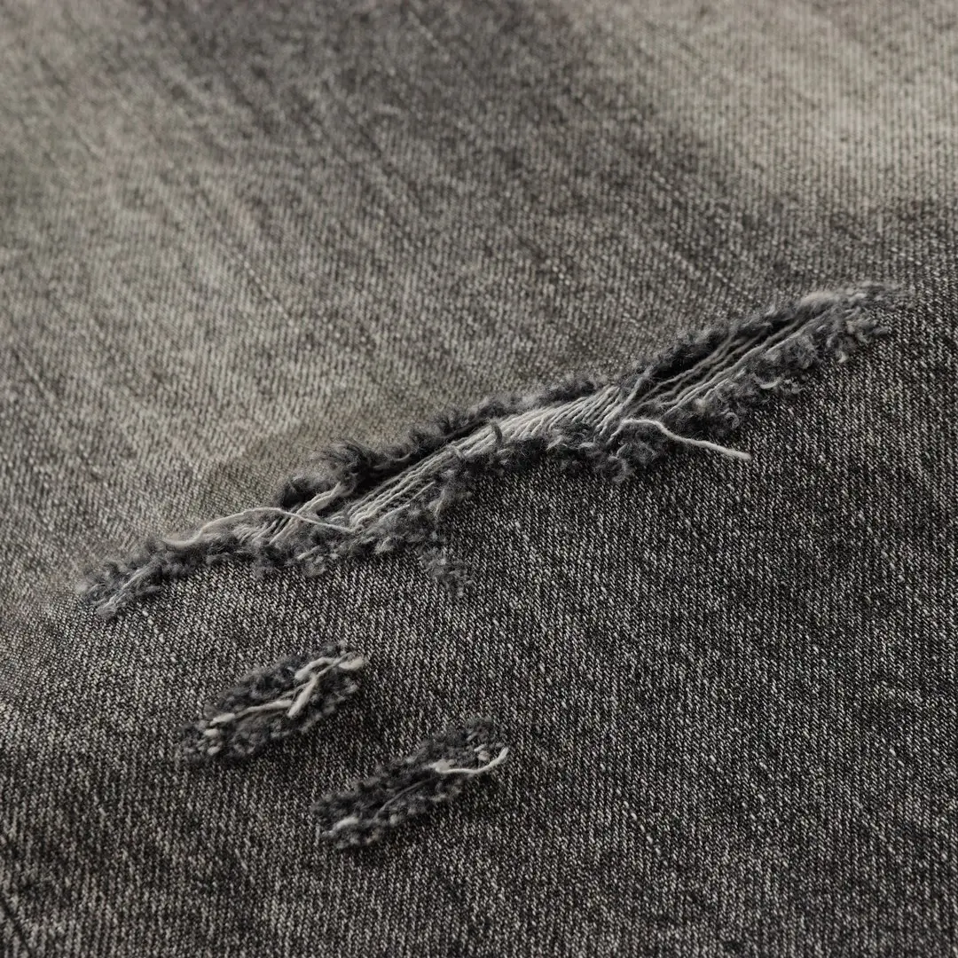 Distressed Tapered Selvedge Denim Jeans D19521877 — view 15