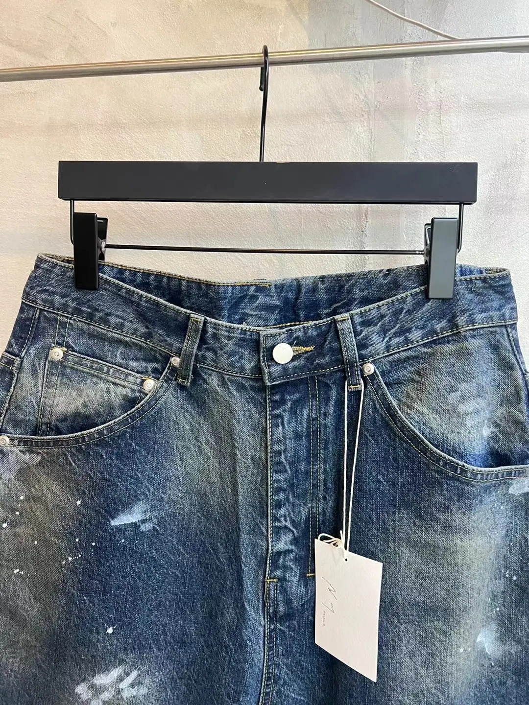 Ancellm Distressed Tapered-Leg Jeans D20021856 — view 21