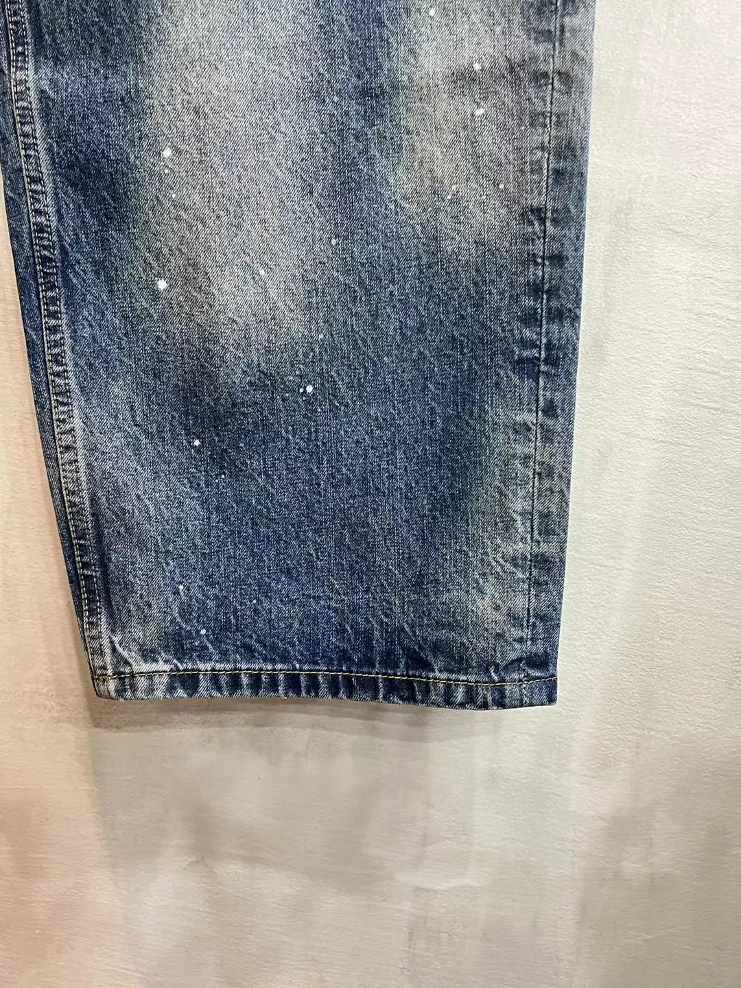 Ancellm Distressed Tapered-Leg Jeans D20021856 — view 24