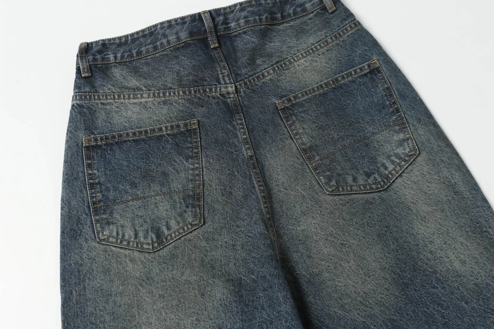ANCELLM Distressed Tapered-Leg Jeans D20021857 — view 7