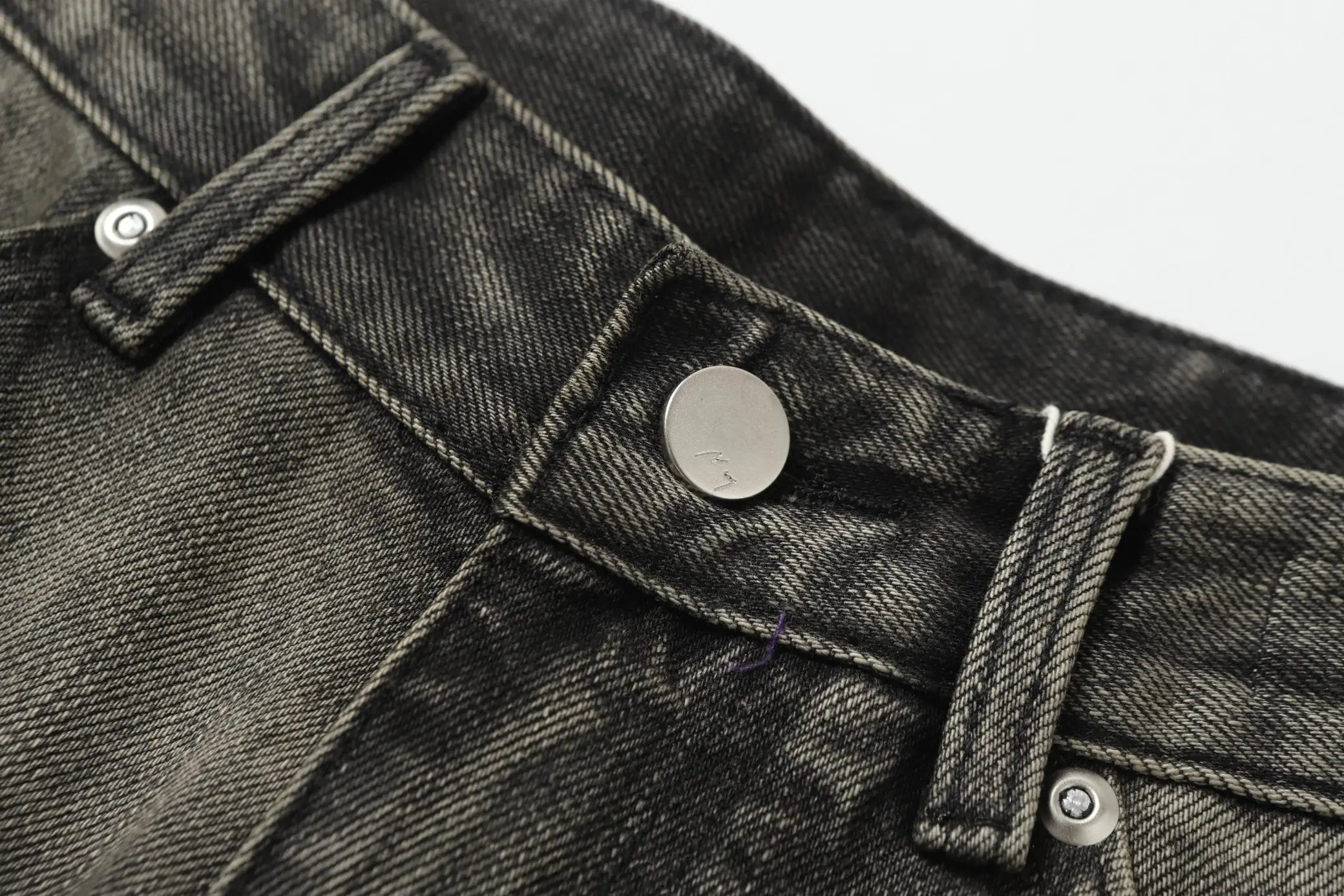 ANCELLM Distressed Tapered Jeans D20021855 — view 14