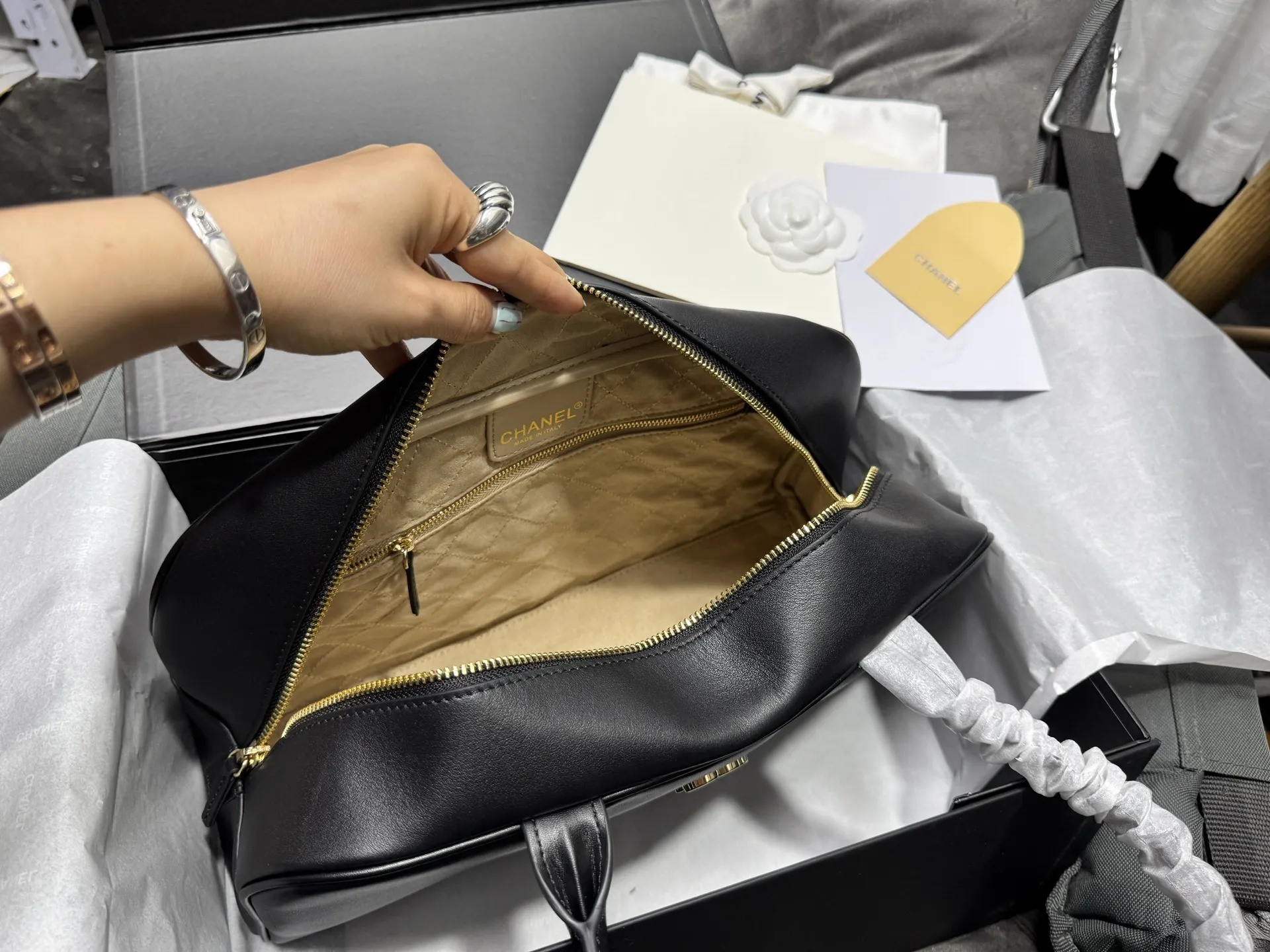 Chanel Bowling Bag in Smooth Leather D53018483 — view 8