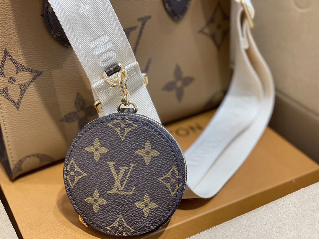 Onthego Jungle Monogram Tote Bag D54018525 — view 7