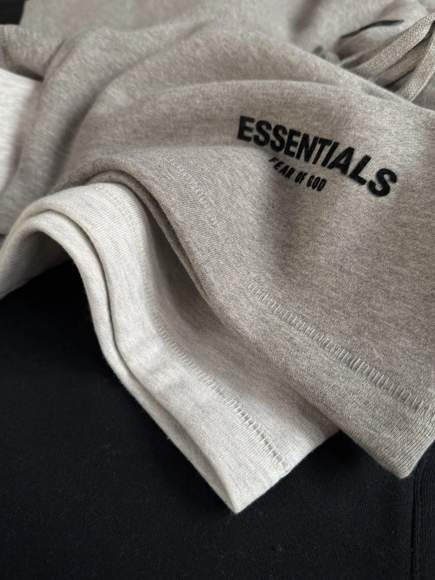 Essentials Flocked Logo Cotton-Blend Shorts D13024997 — view 4