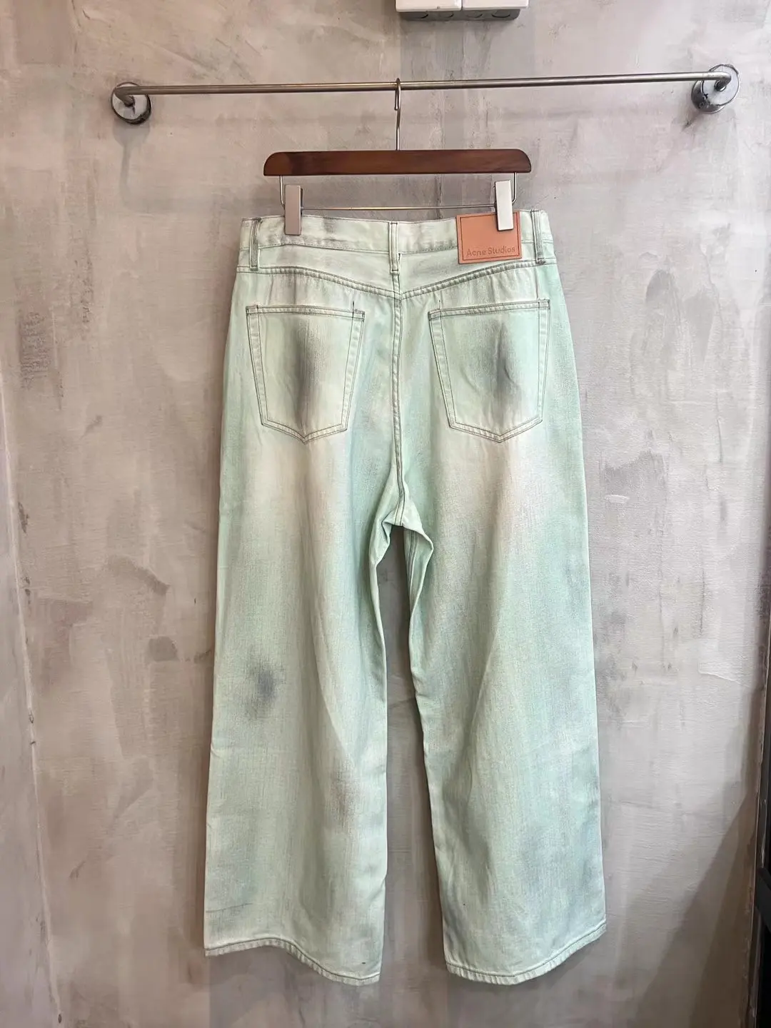 1981M Distressed Mud-Dye Luminous Jeans D22021853 — view 11