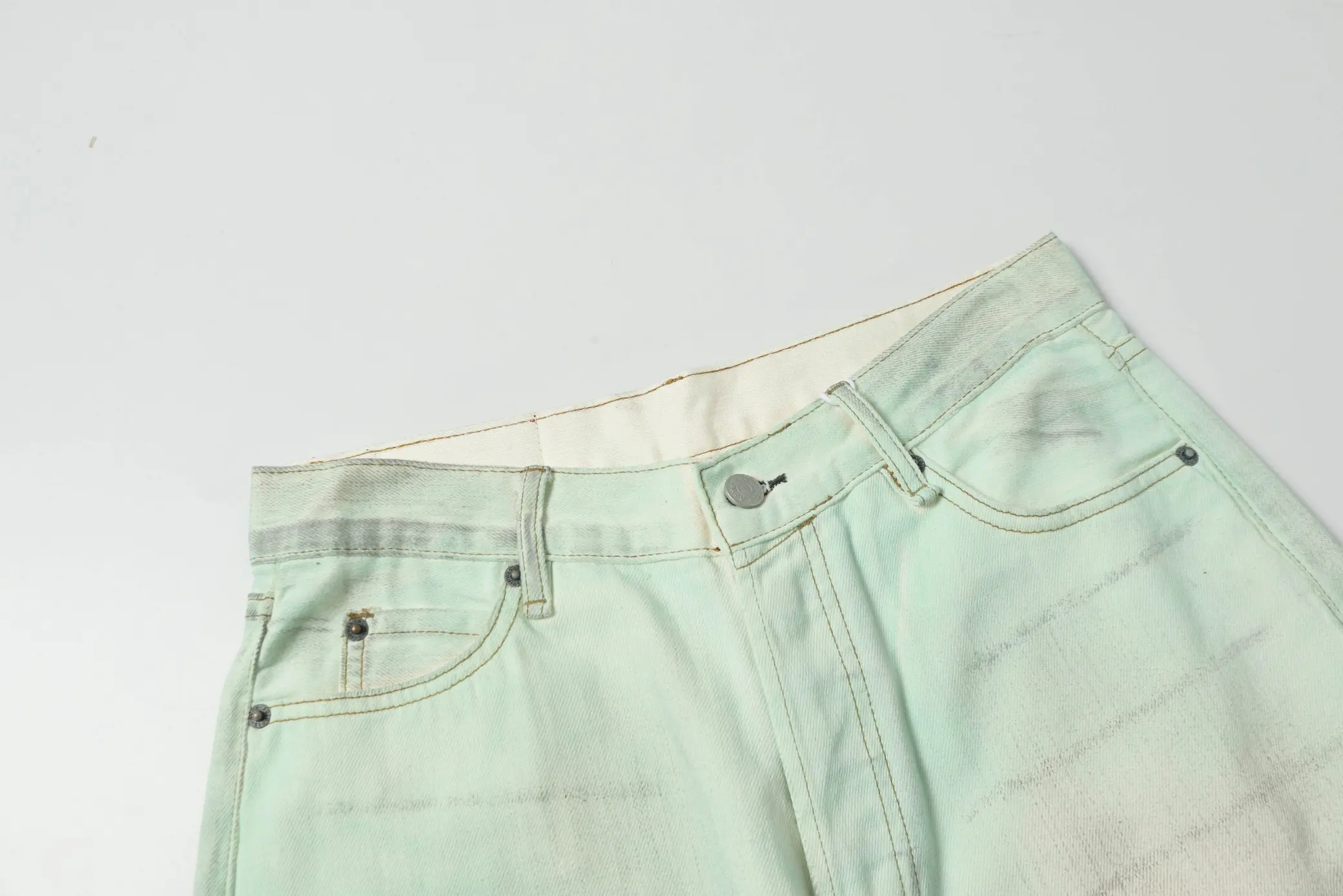 1981M Distressed Mud-Dye Luminous Jeans D22021853 — view 22