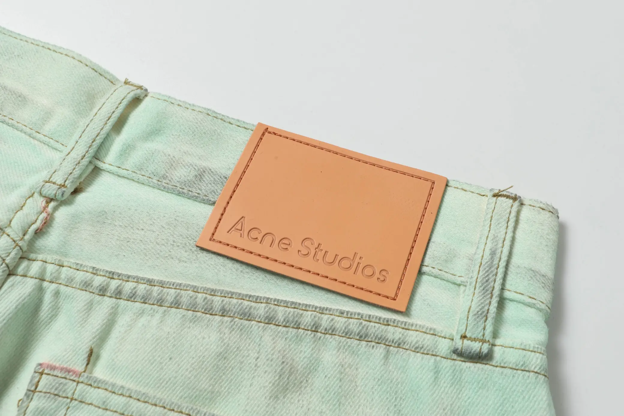 1981M Distressed Mud-Dye Luminous Jeans D22021853 — view 25