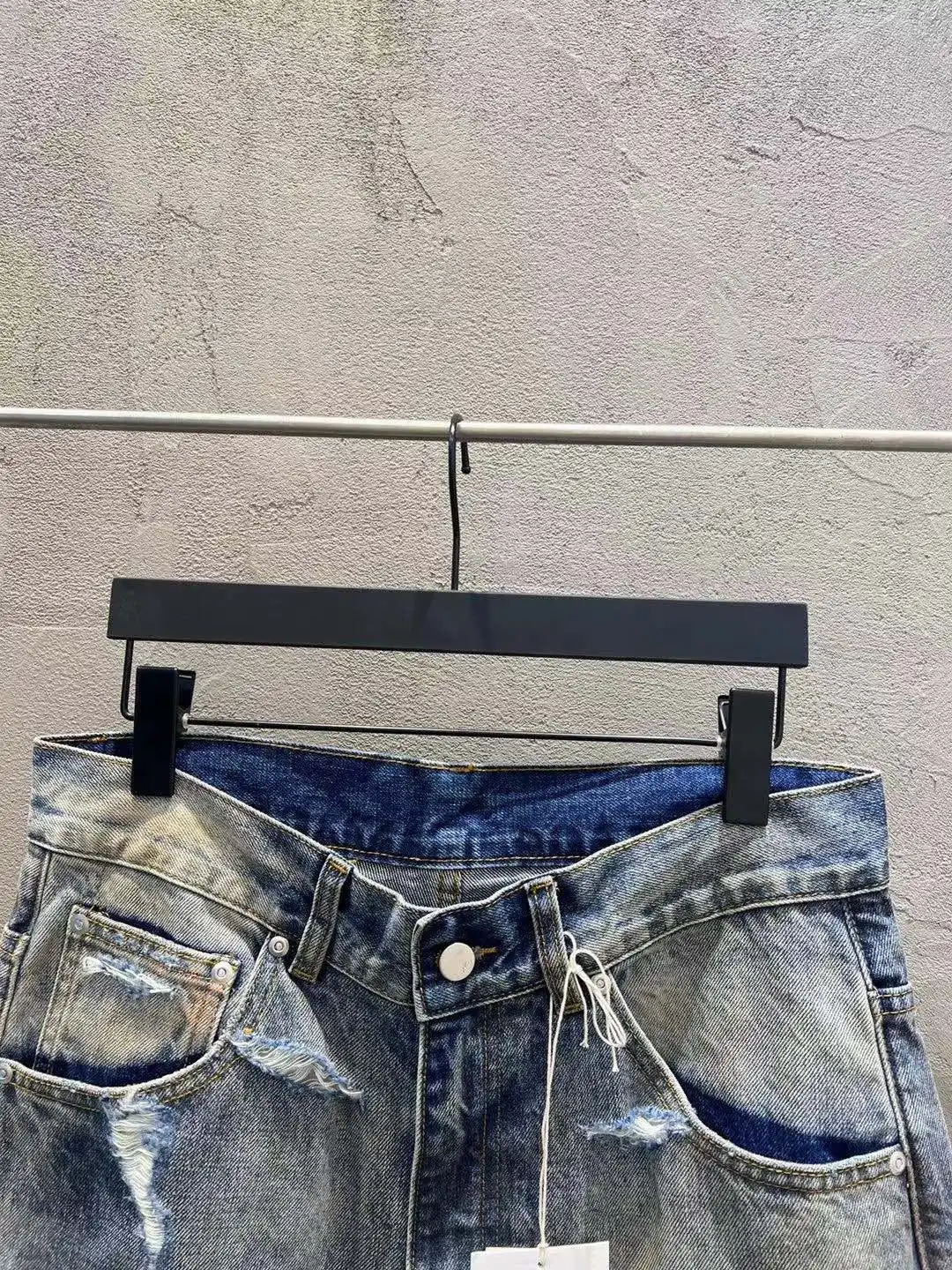Ancellm Distressed Mud-Dyed Wide-Leg Jeans D21521864 — view 11