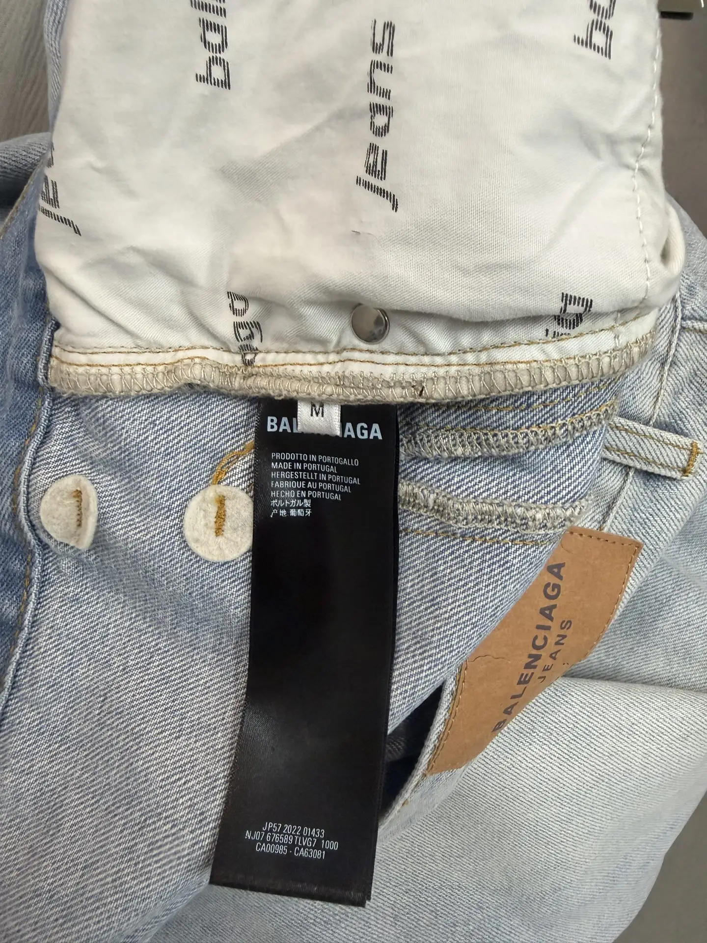 Distressed Wide-Leg Denim Jeans D21021865 — view 9