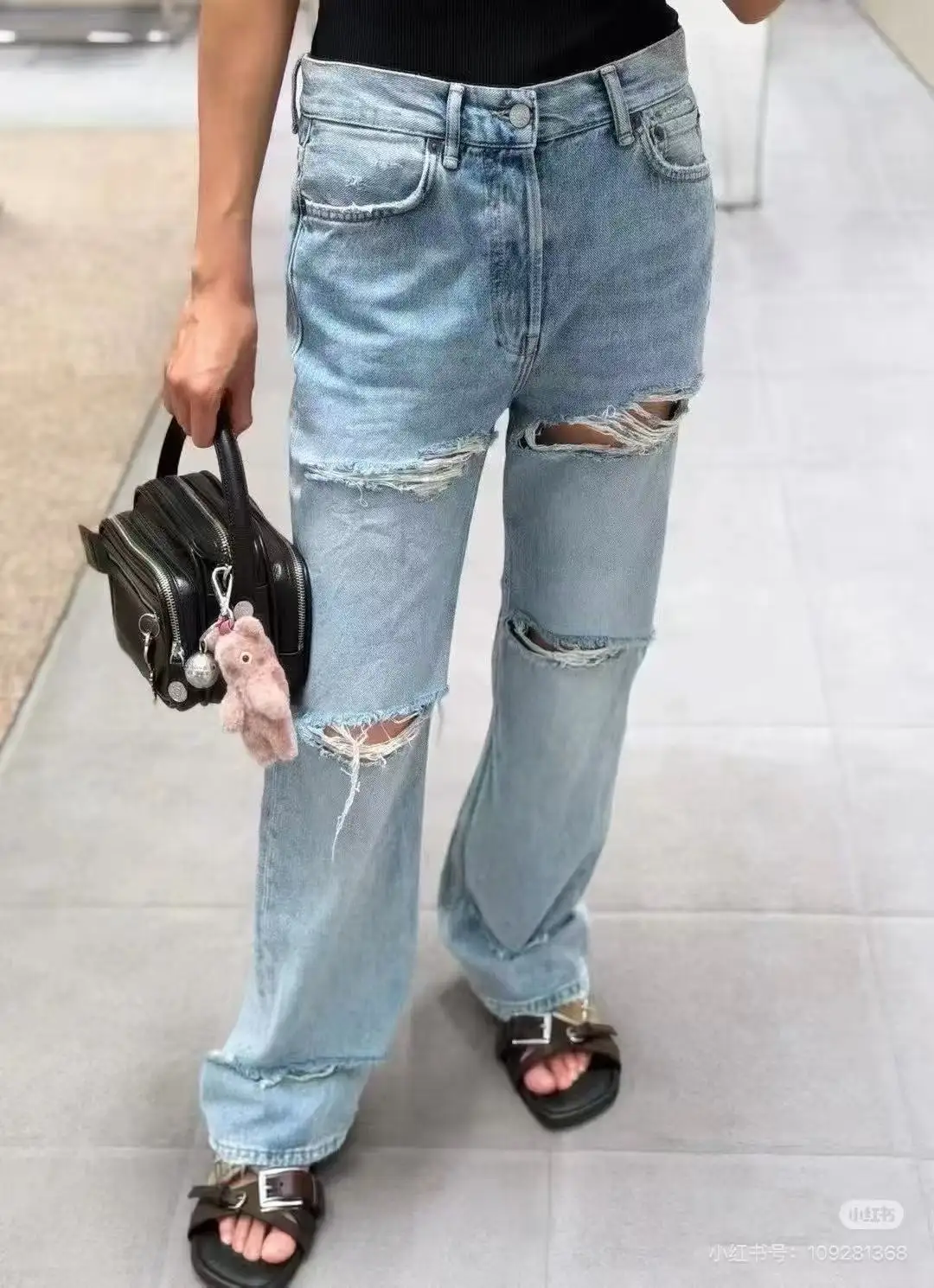 Distressed Straight-Leg Jeans D20521866 — view 4