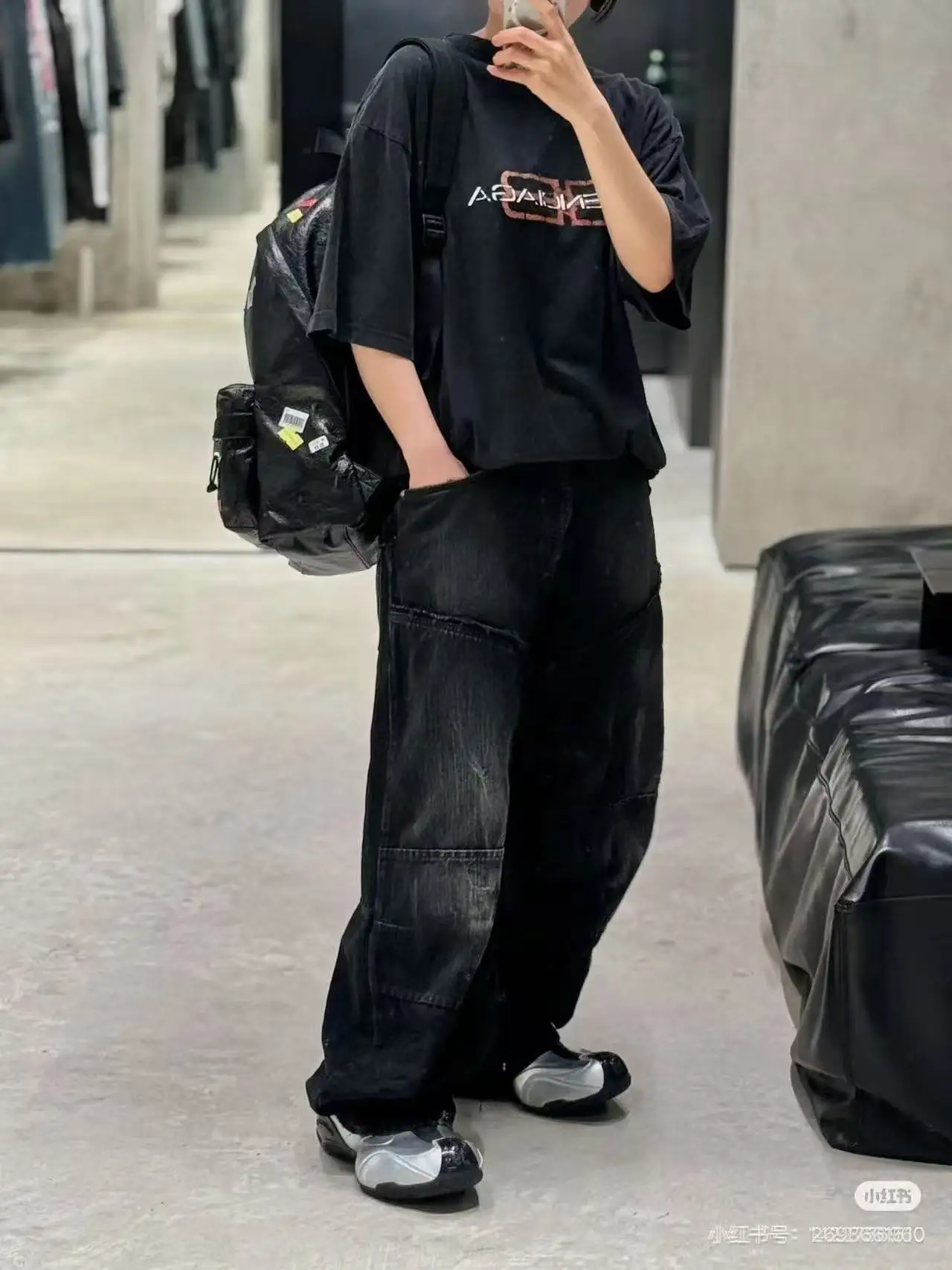 Faded Multi-Pocket Cargo Jeans D25019979 — view 7