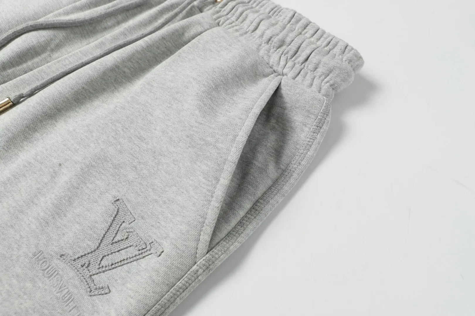 Logo-Embroidered Cotton-Blend Jersey Shorts D20020003 — view 3