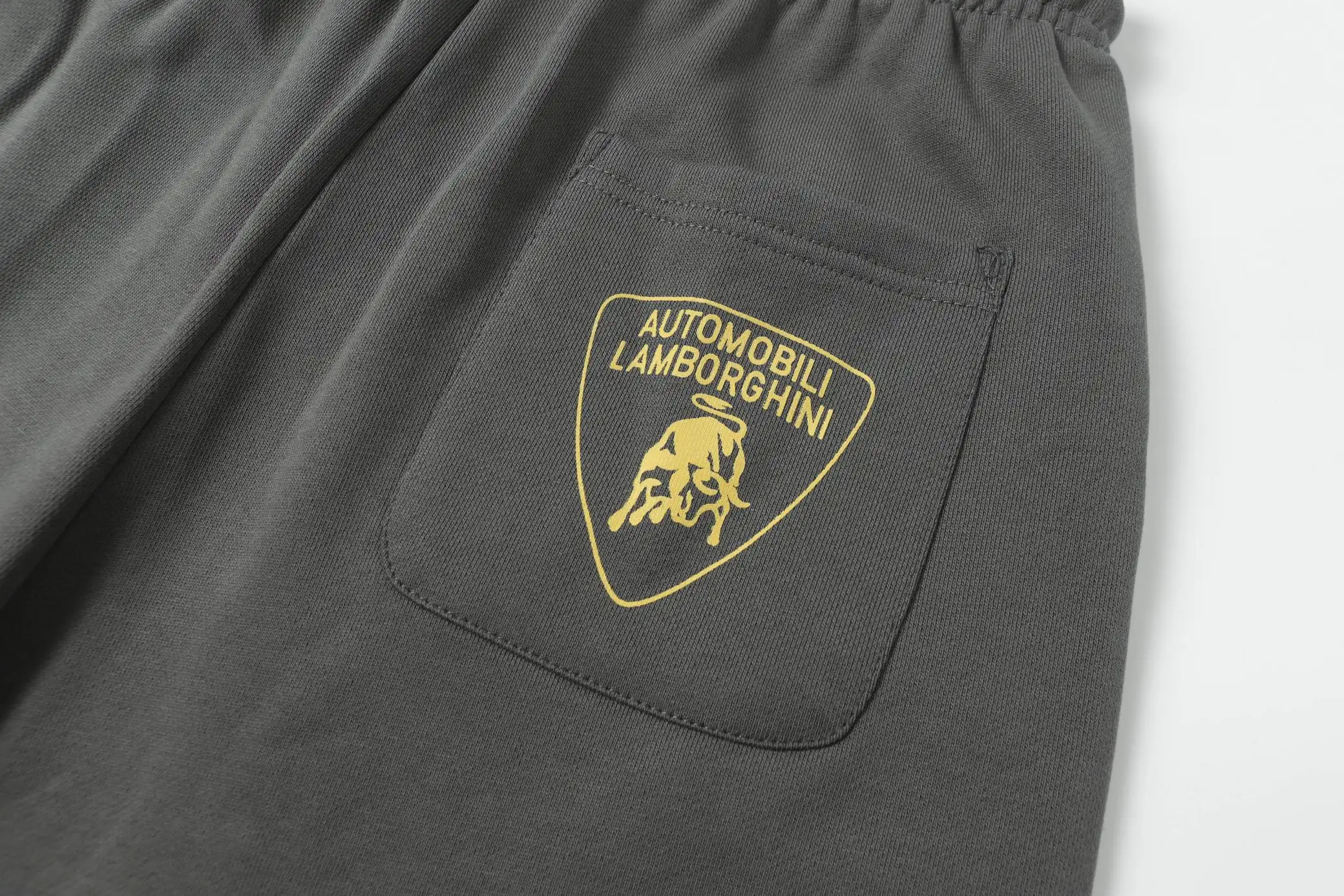 Logo-Print Fleece Sweat Shorts D18519996 — view 3