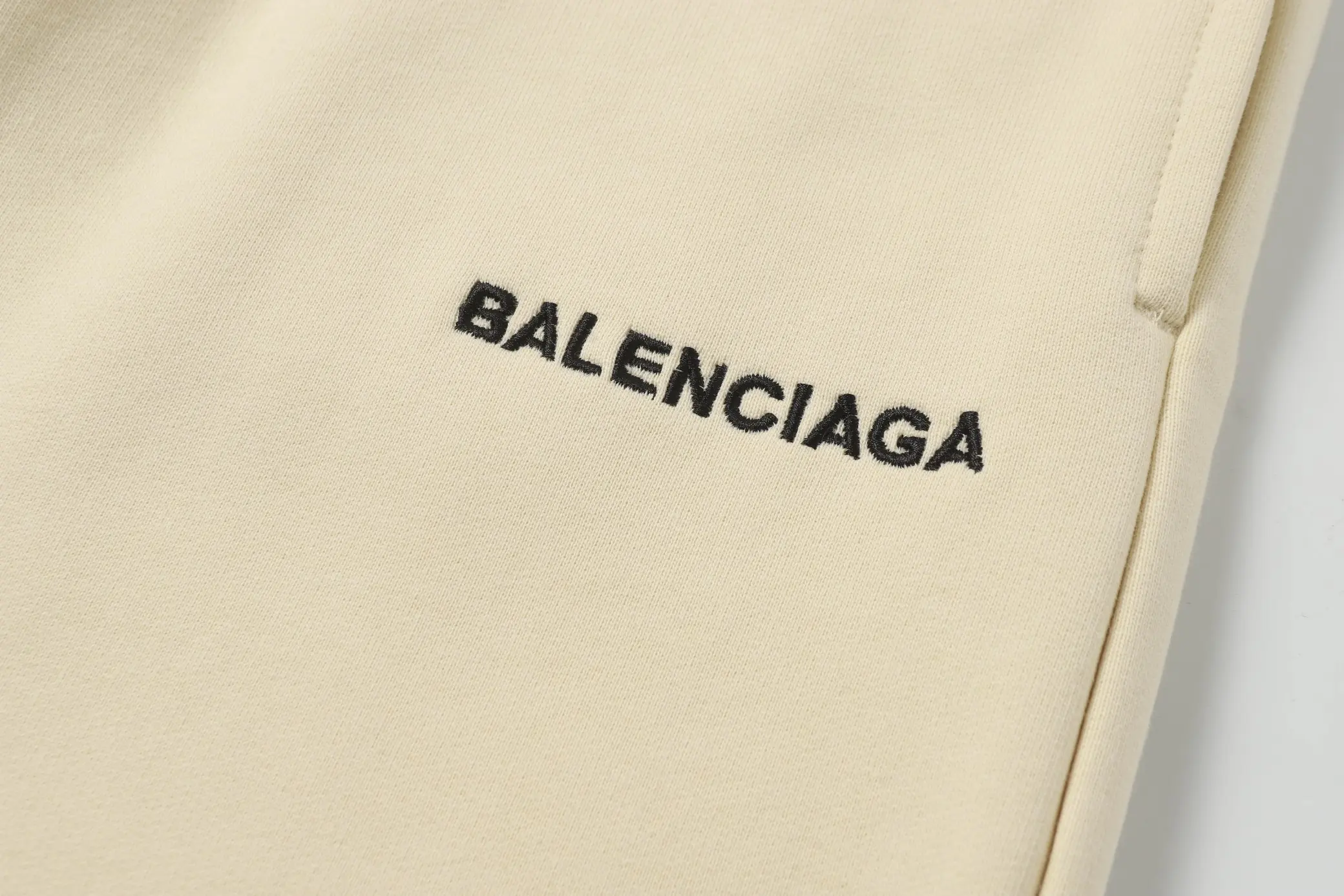 Logo Embroidered Cotton-Jersey Shorts D17519990 — view 8