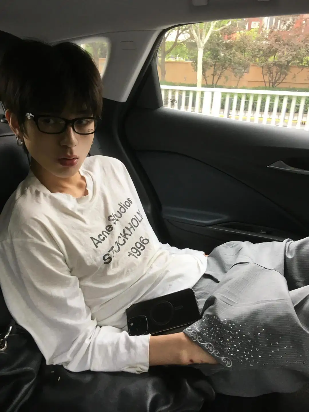 1996 Logo Print Slub Cotton Long-Sleeve T-Shirt D13025006 — view 18
