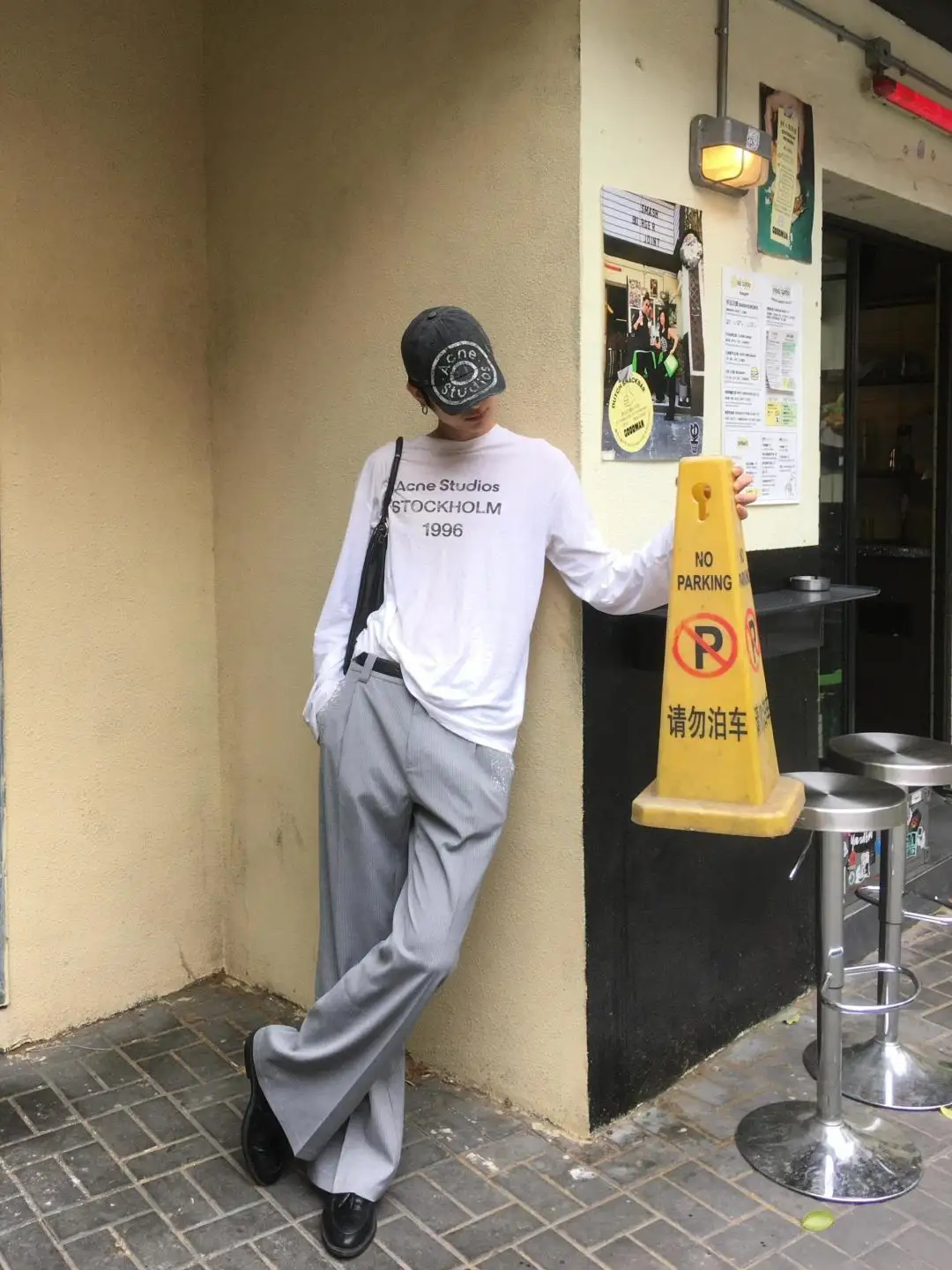 1996 Logo Print Slub Cotton Long-Sleeve T-Shirt D13025006 — view 21
