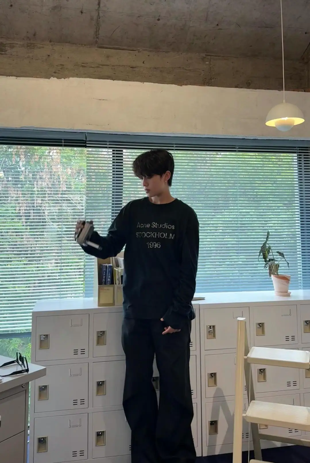 1996 Logo Print Slub Cotton Long-Sleeve T-Shirt D13025006 — view 93