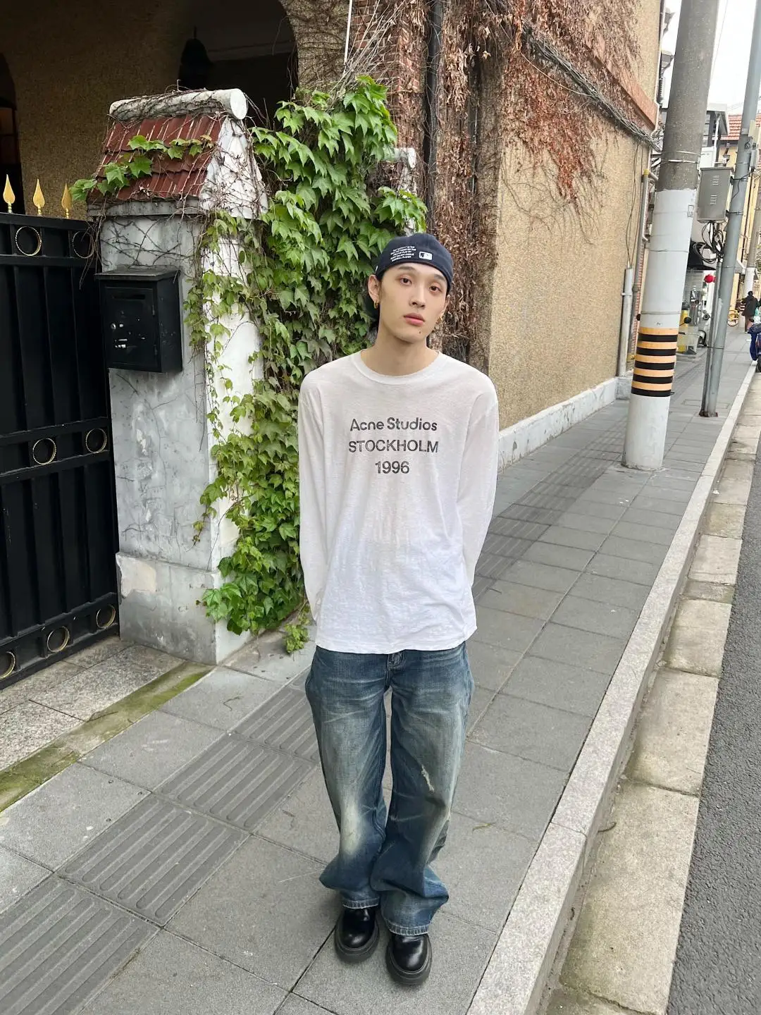 1996 Logo Print Slub Cotton Long-Sleeve T-Shirt D13025006 — view 113