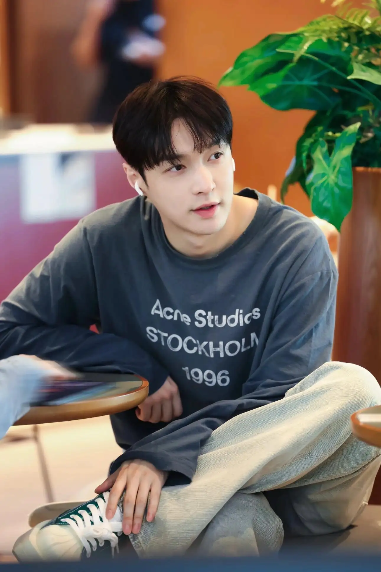 1996 Logo Print Long-Sleeved T-Shirt D13024975 — view 66
