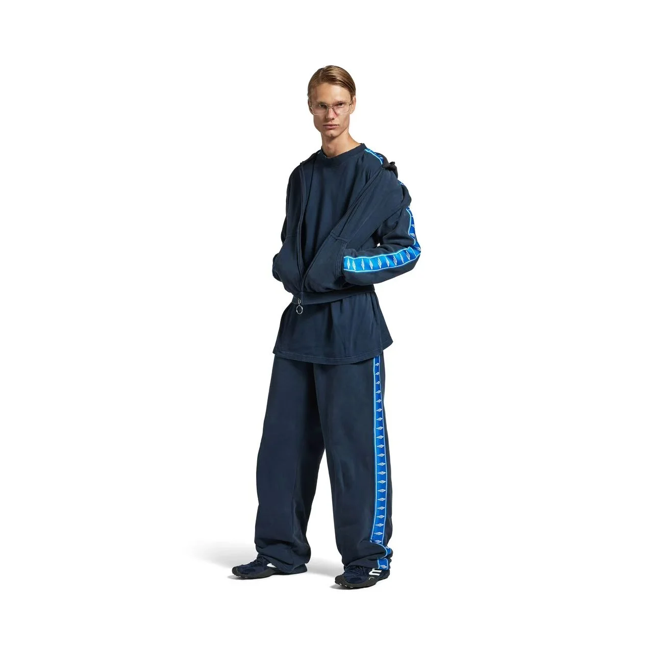 Stripe Baggy Logo-Tape Sweatpants D22519919
