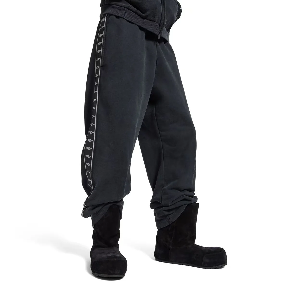 Stripe Baggy Logo-Tape Sweatpants D22519916 — view 4