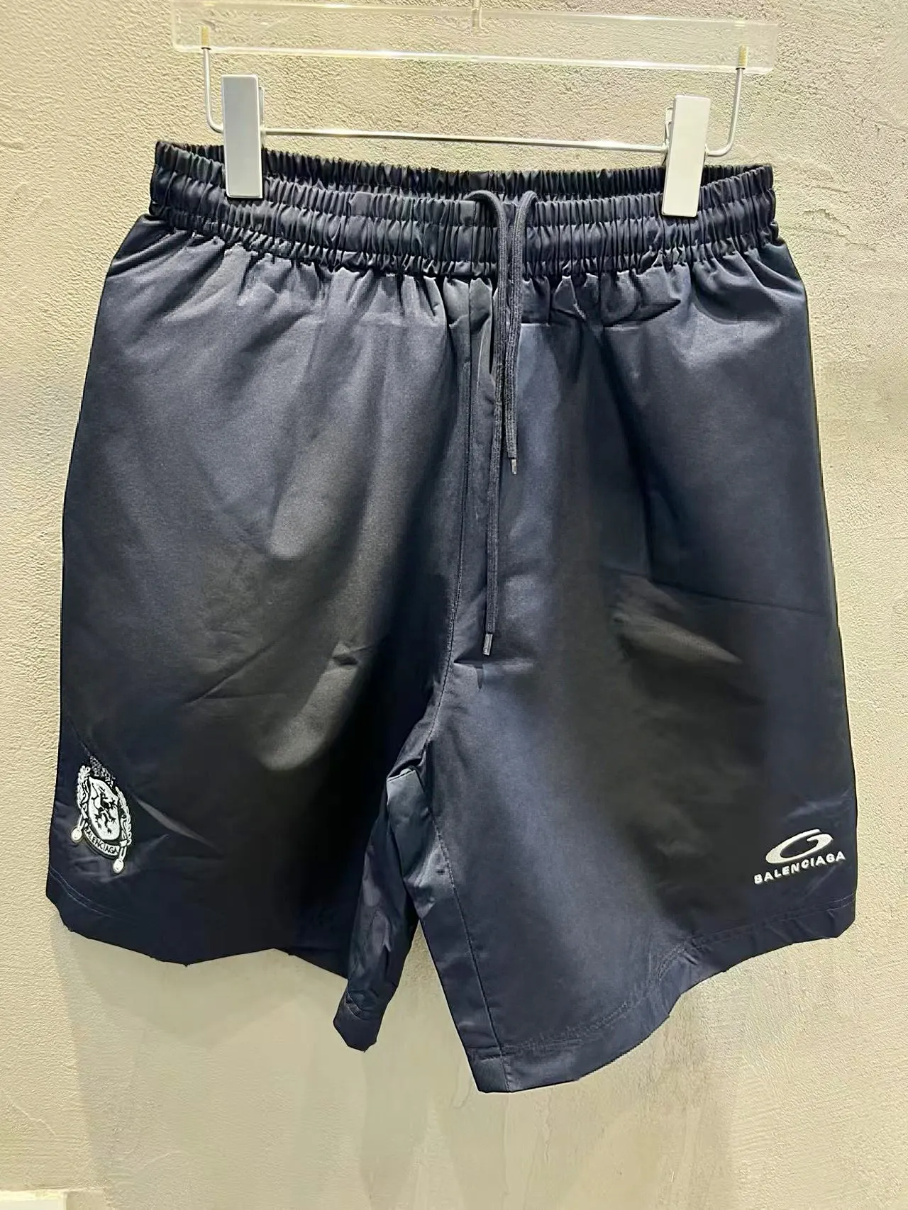 Basketball Embroidered Mesh-Lined Shorts D19019921 — view 3