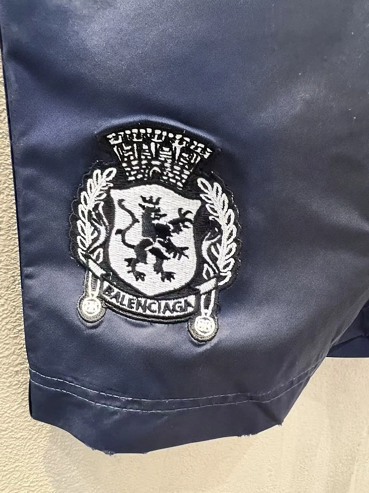Basketball Embroidered Mesh-Lined Shorts D19019921 — view 9