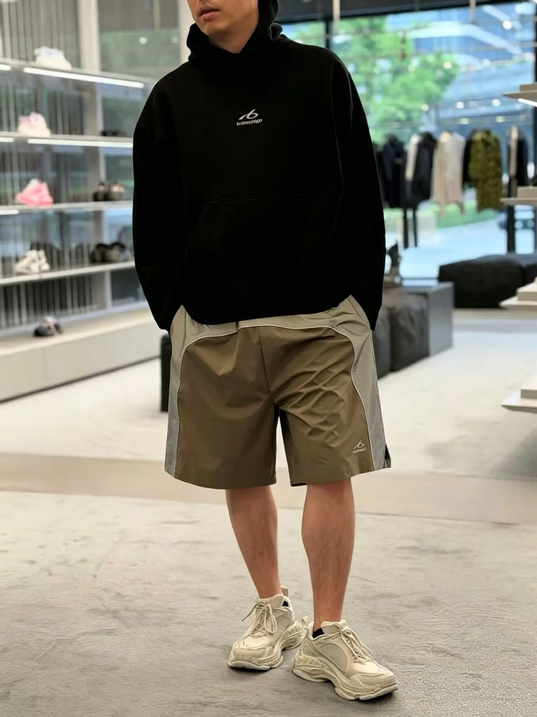 Bodies Reflective Poplin Sports Shorts D21019975 — view 9