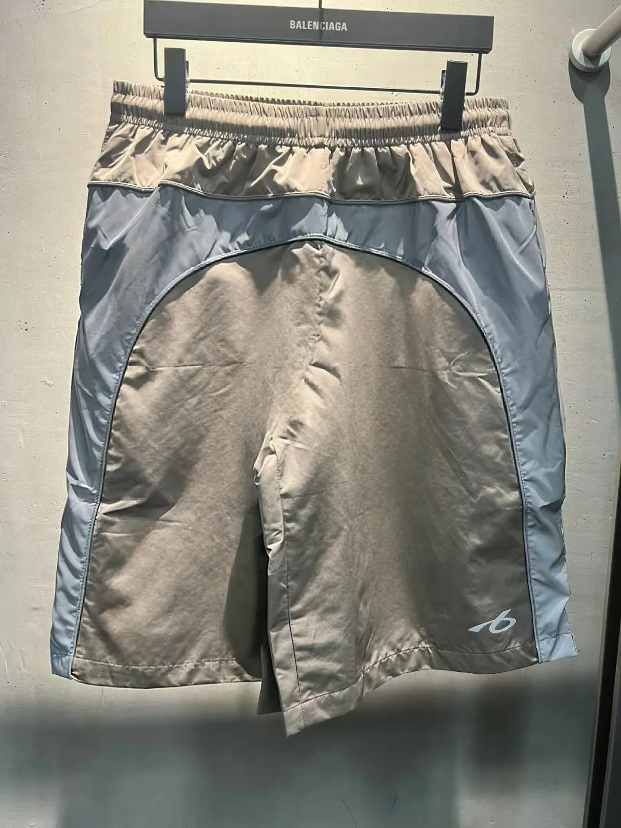 Bodies Reflective Poplin Sports Shorts D21019975 — view 20