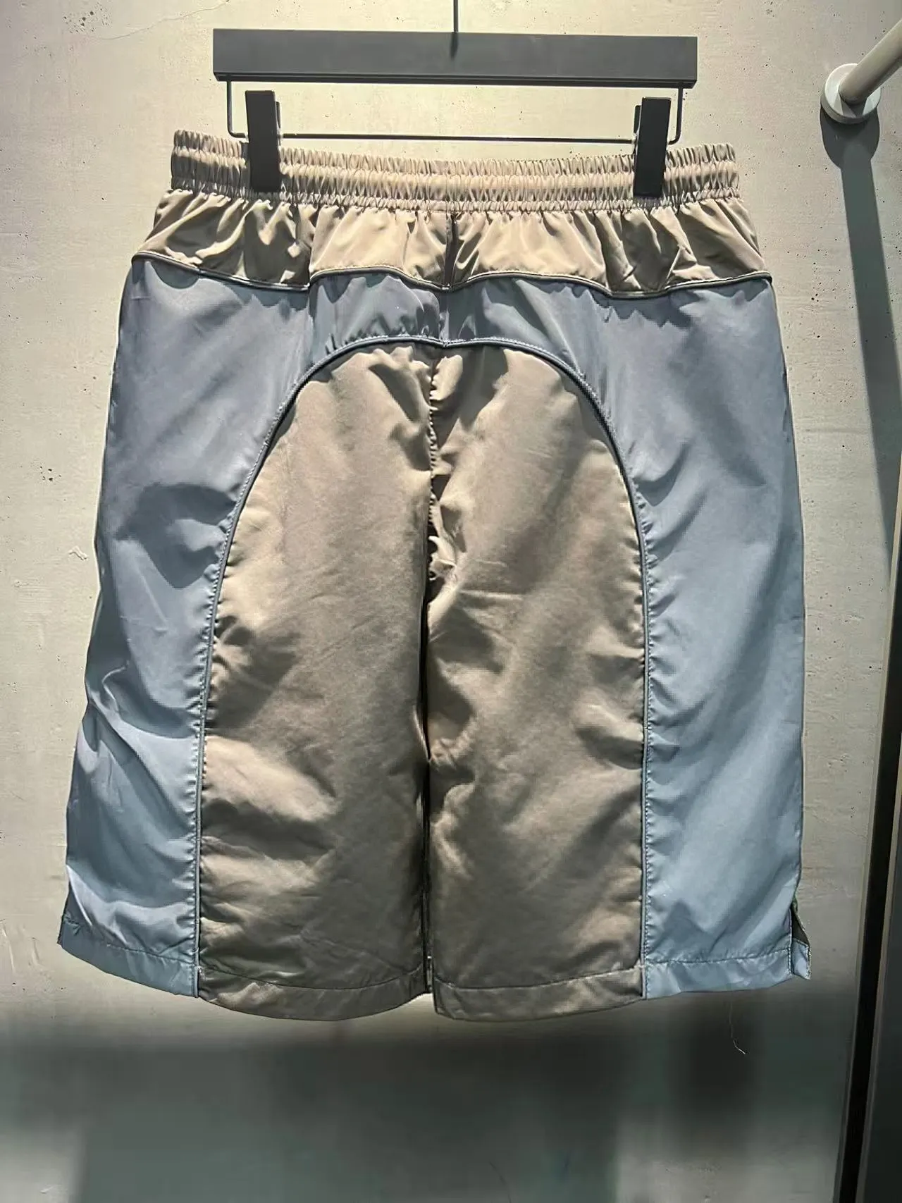 Bodies Reflective Poplin Sports Shorts D21019975 — view 21