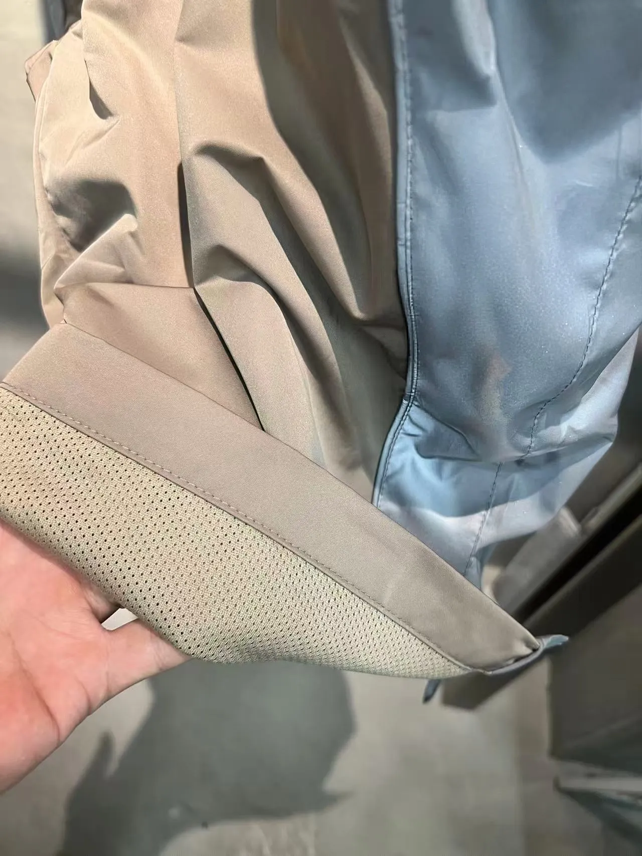 Bodies Reflective Poplin Sports Shorts D21019975 — view 26