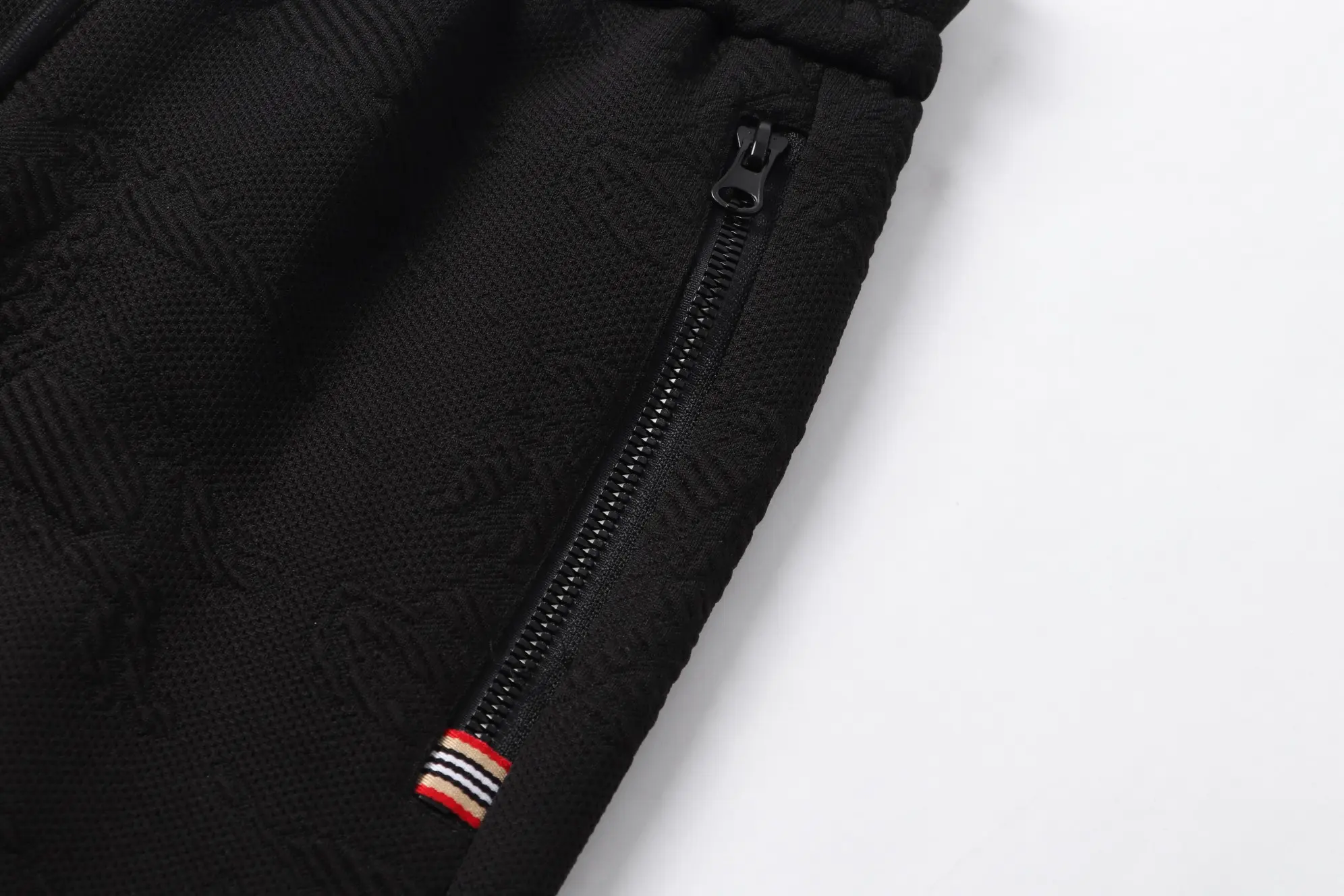 Jacquard Logo Drawstring Shorts D14511421 — view 4