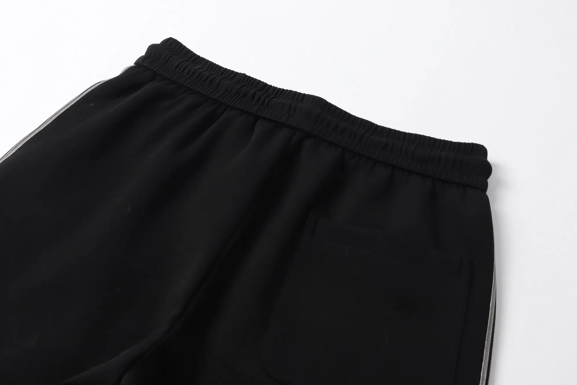 Logo Patch Striped Trim Casual Shorts D14011425 — view 6