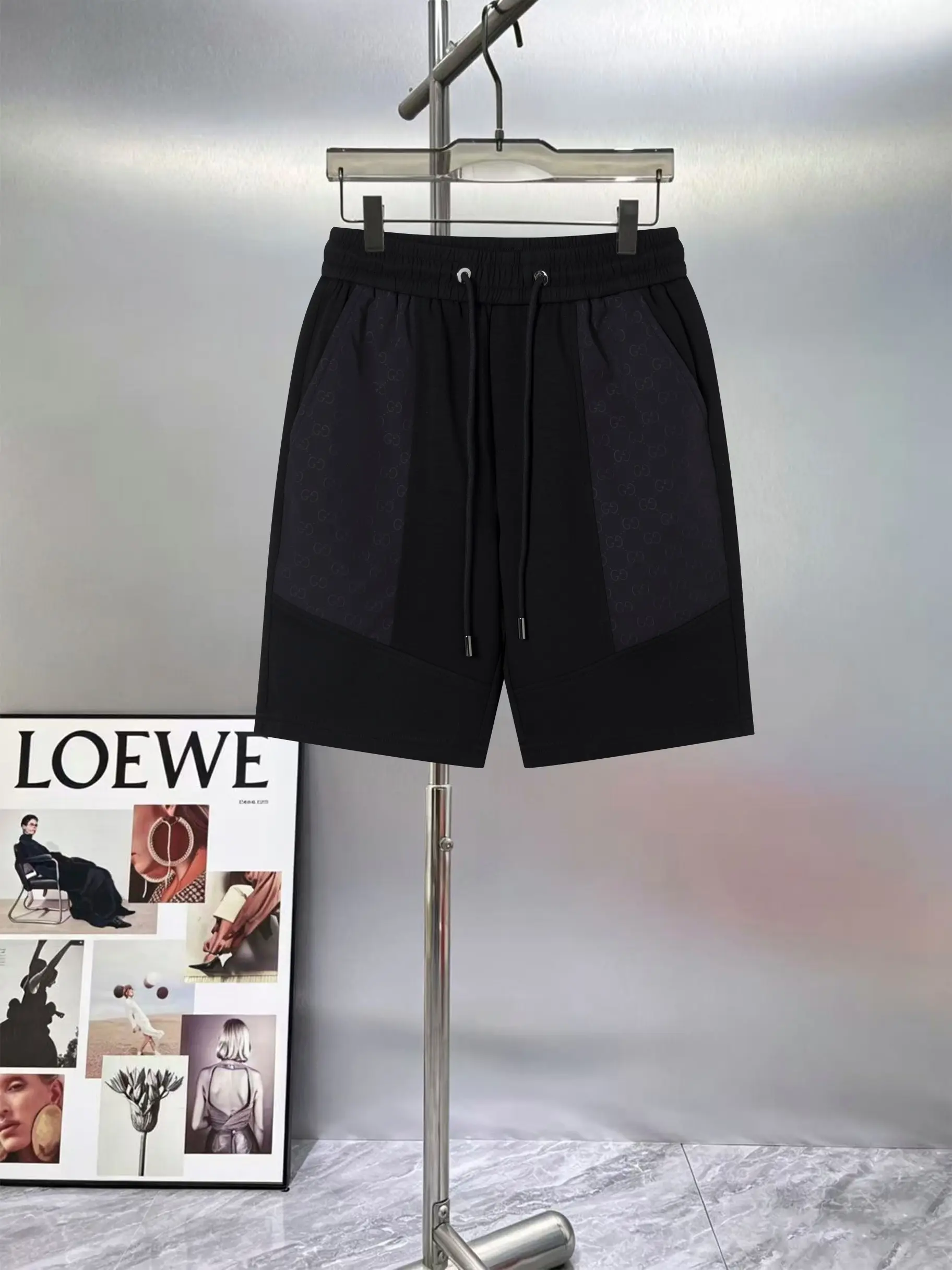 Logo-Panelled Drawstring Casual Shorts D14011426