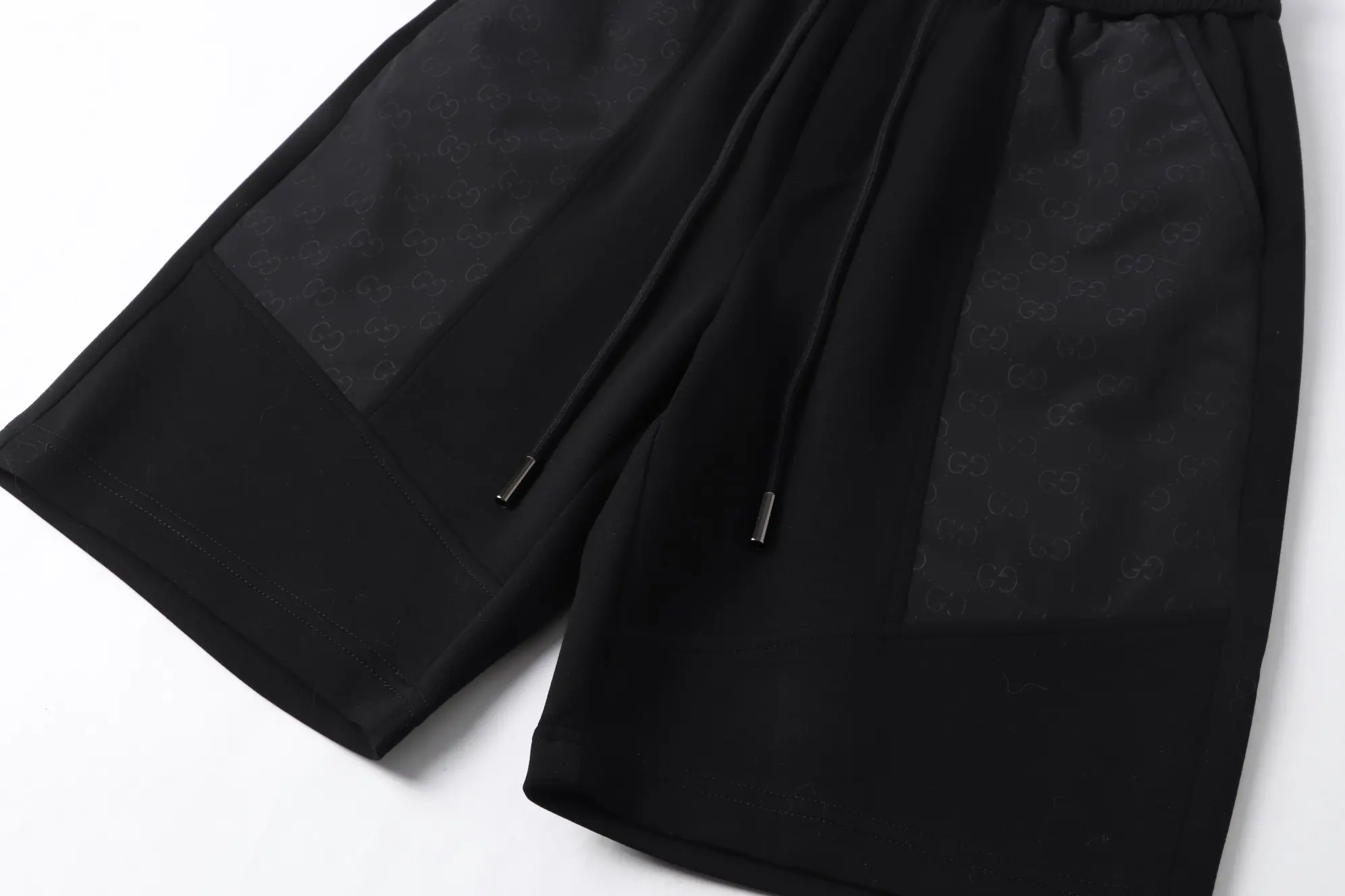 Logo-Panelled Drawstring Casual Shorts D14011426 — view 5