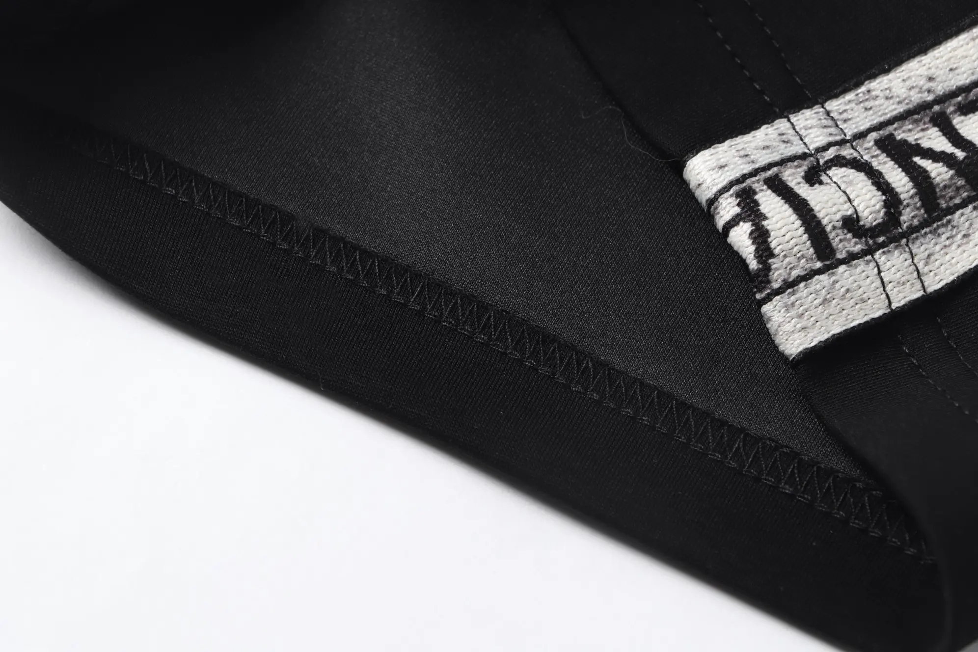 Logo-Print Webbing-Trimmed Cotton Shorts D14011427 — view 9
