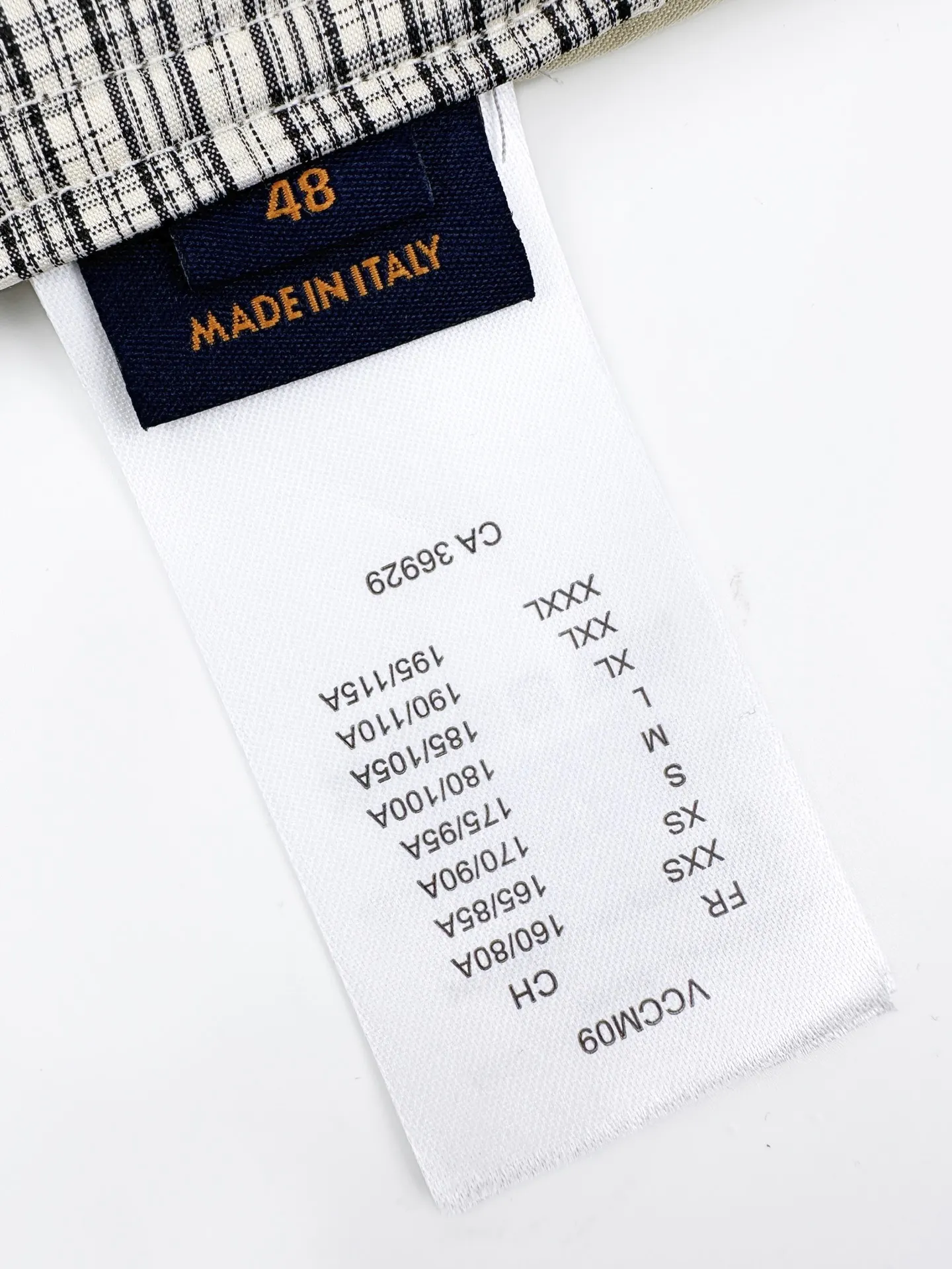 Monogram Plaid Convertible Zip-Off Trousers D32021220 — view 16