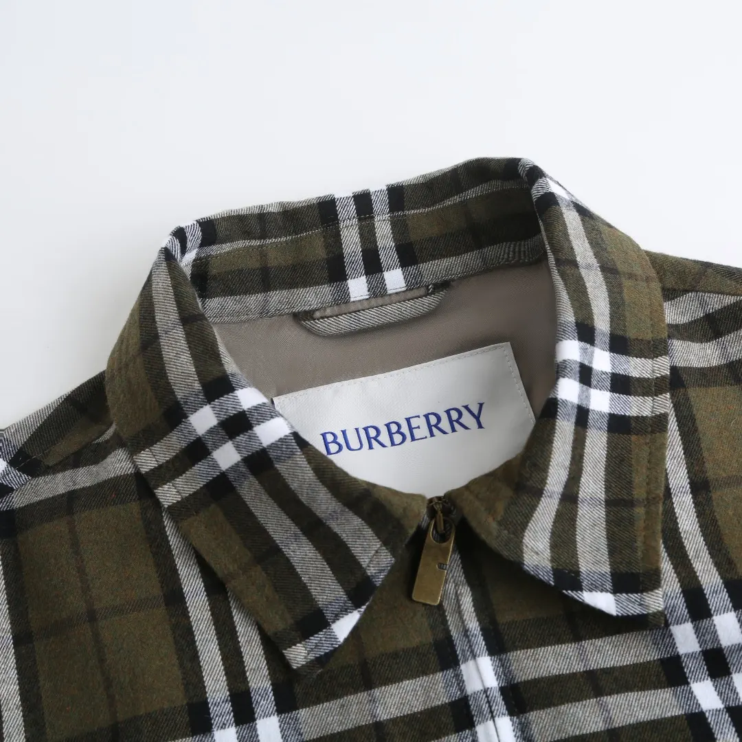 Check Cashmere-Blend Harrington Jacket D42024764 — view 3