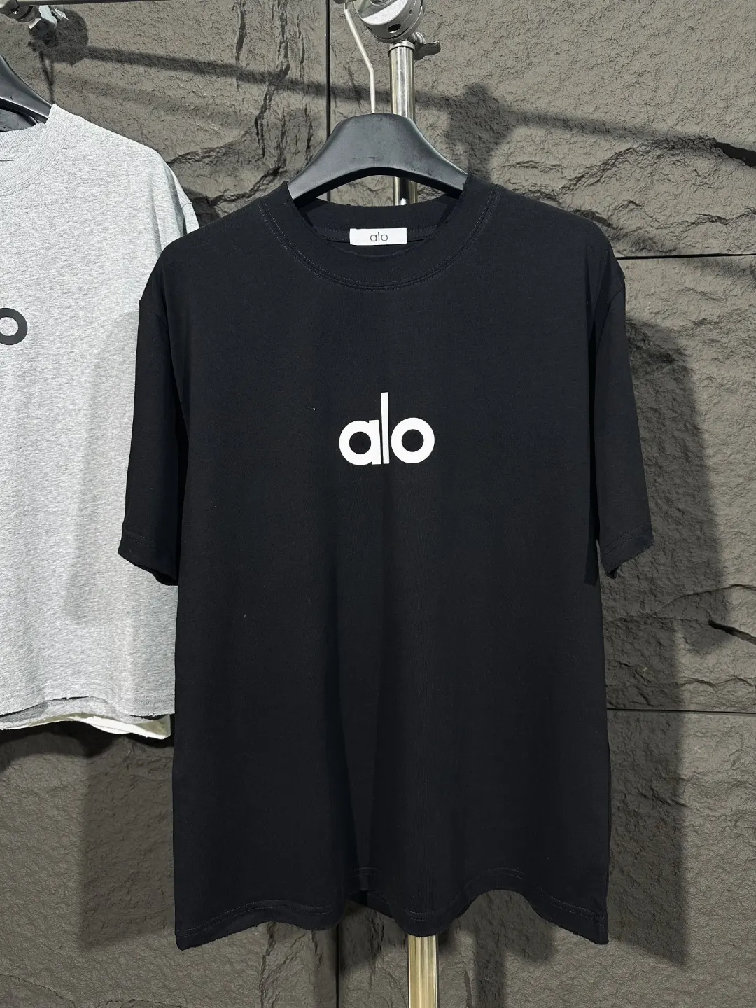 Distressed Logo Cotton T-Shirt D4515746 — view 2