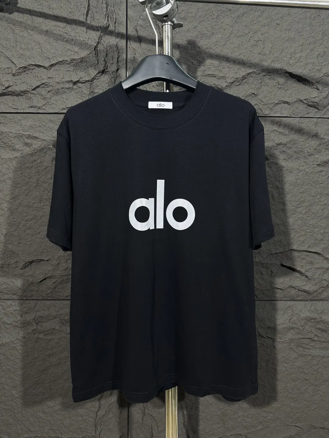 Distressed Logo Reflective T-Shirt D4515745 — view 6