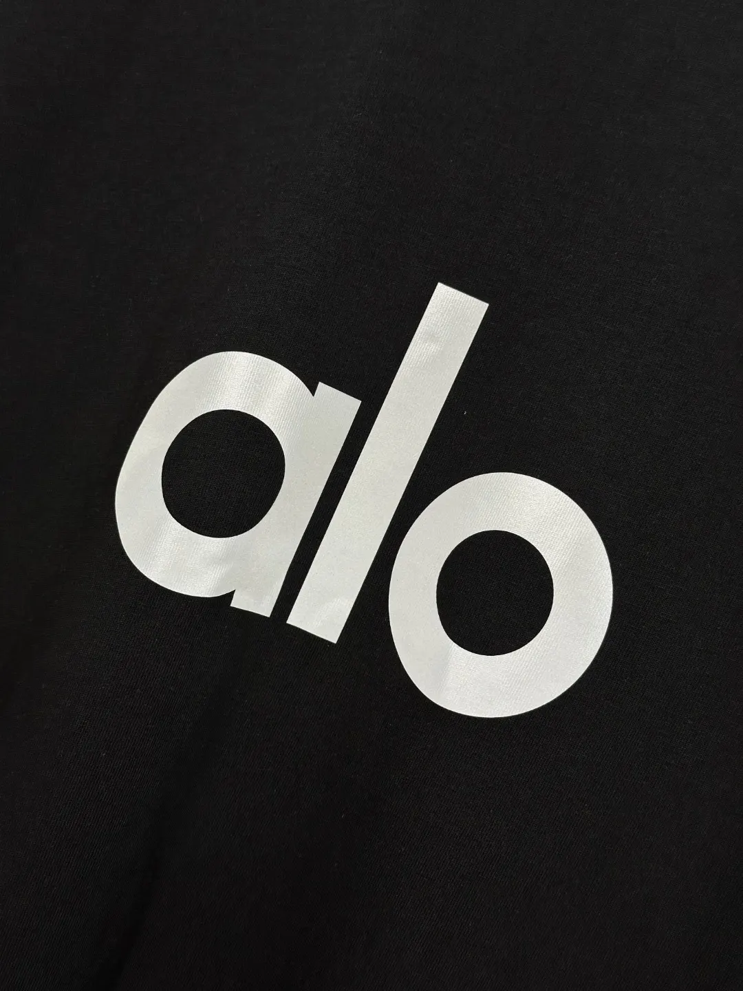 Distressed Logo Reflective T-Shirt D4515745 — view 7