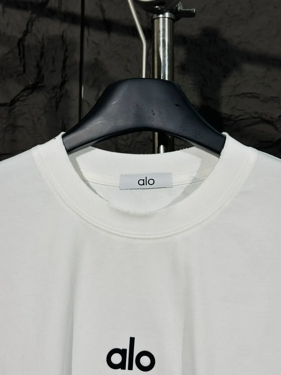 Distressed Logo Cotton T-Shirt D4515743 — view 6