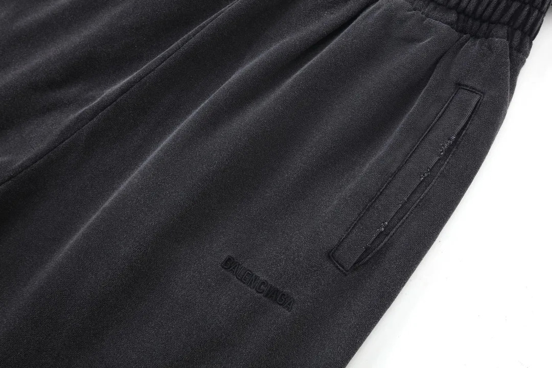 Trompe L'oeil Layered Logo Sweatpants D28912976 — view 4