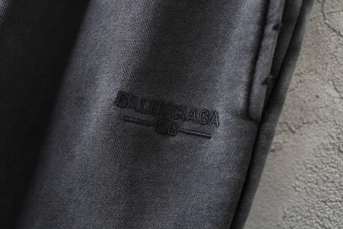 Logo-Embroidered Washed Cotton Sweatpants D30912981 — view 3