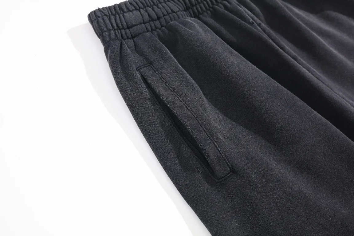 Logo-Embroidered Washed Cotton Sweats D27512974 — view 5